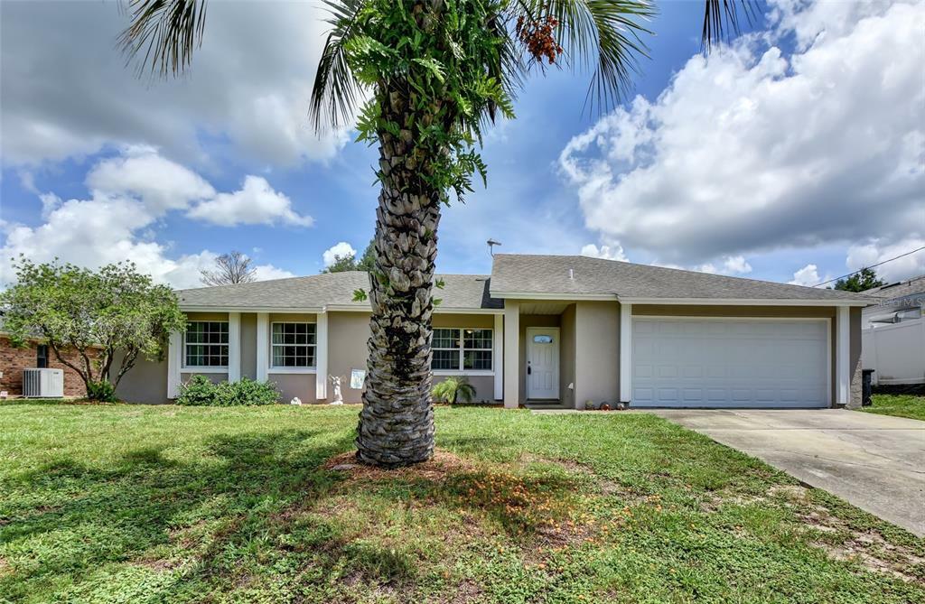 Property Photo:  1479 Roseboro Drive  FL 32725 