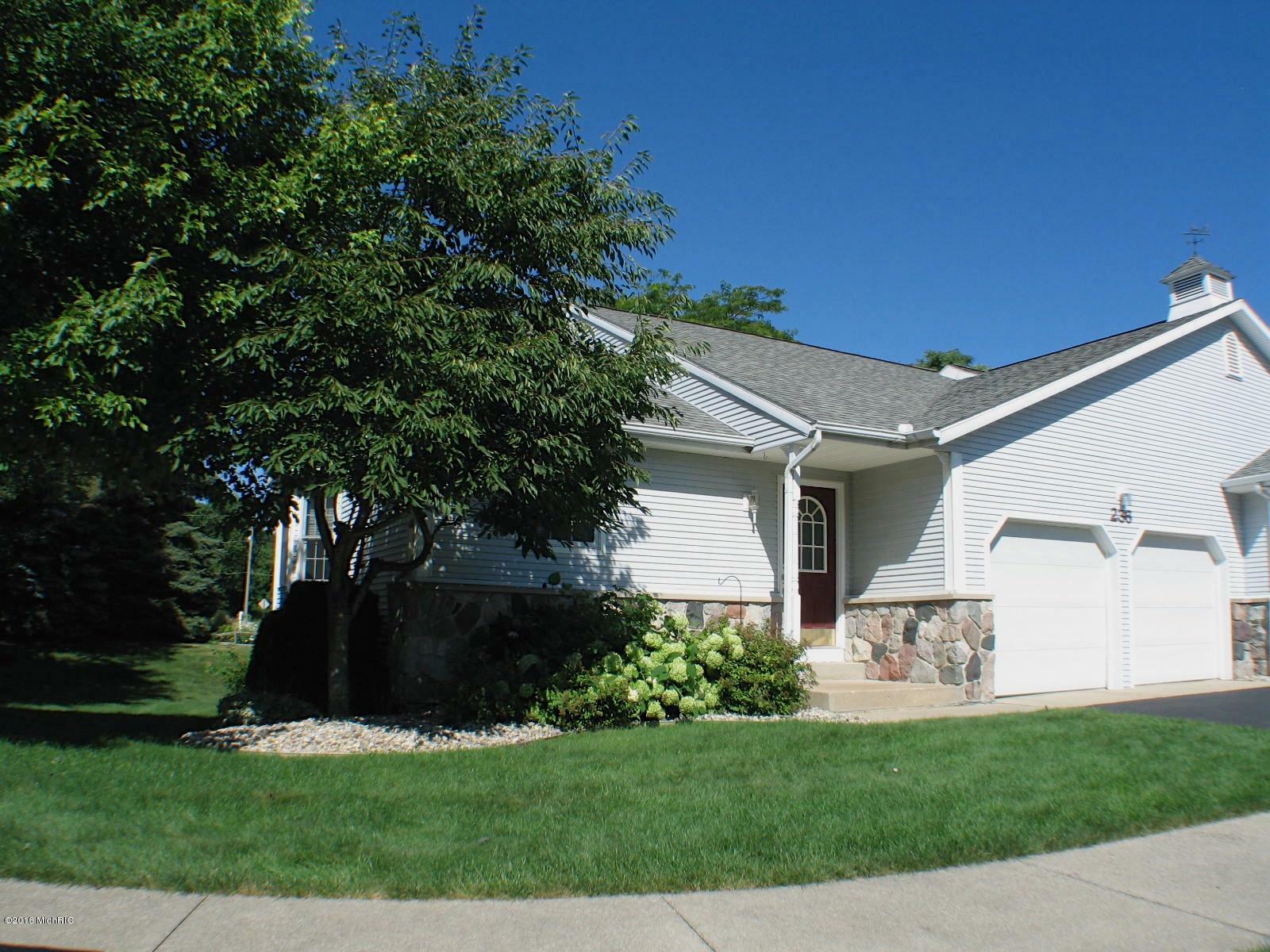 Property Photo: 236 Carrington Court MI 49423