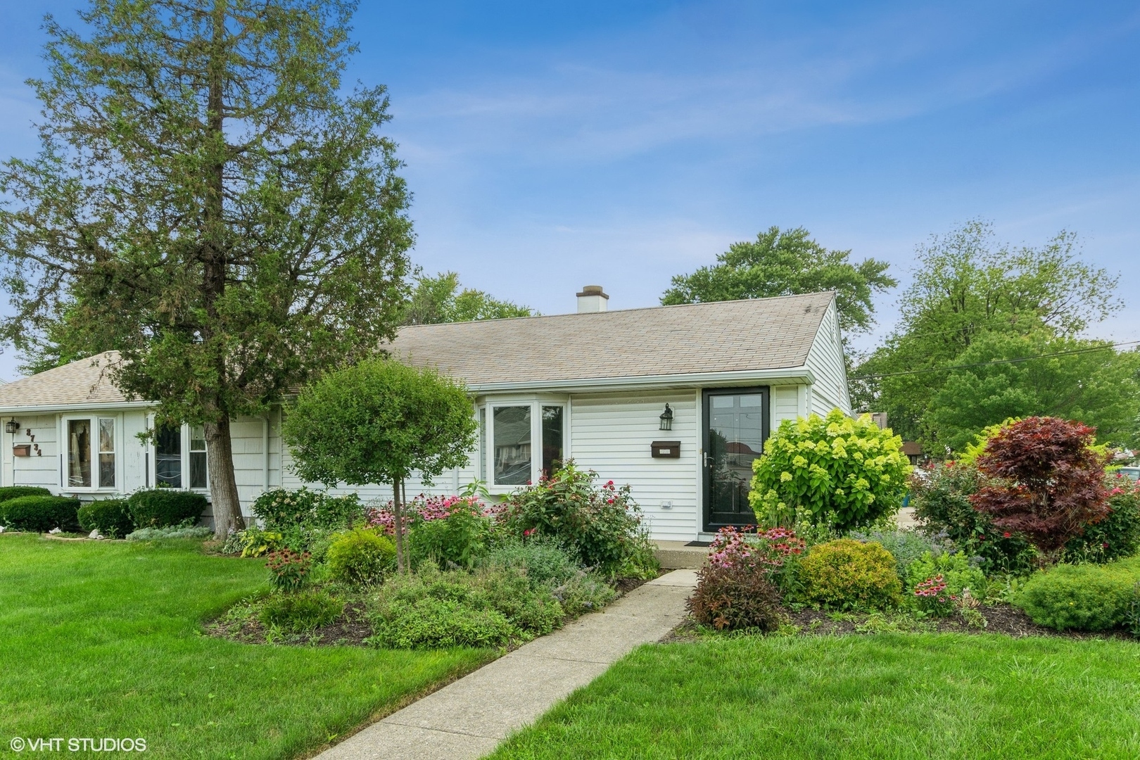 Property Photo: 8732 S Kostner Avenue IL 60456