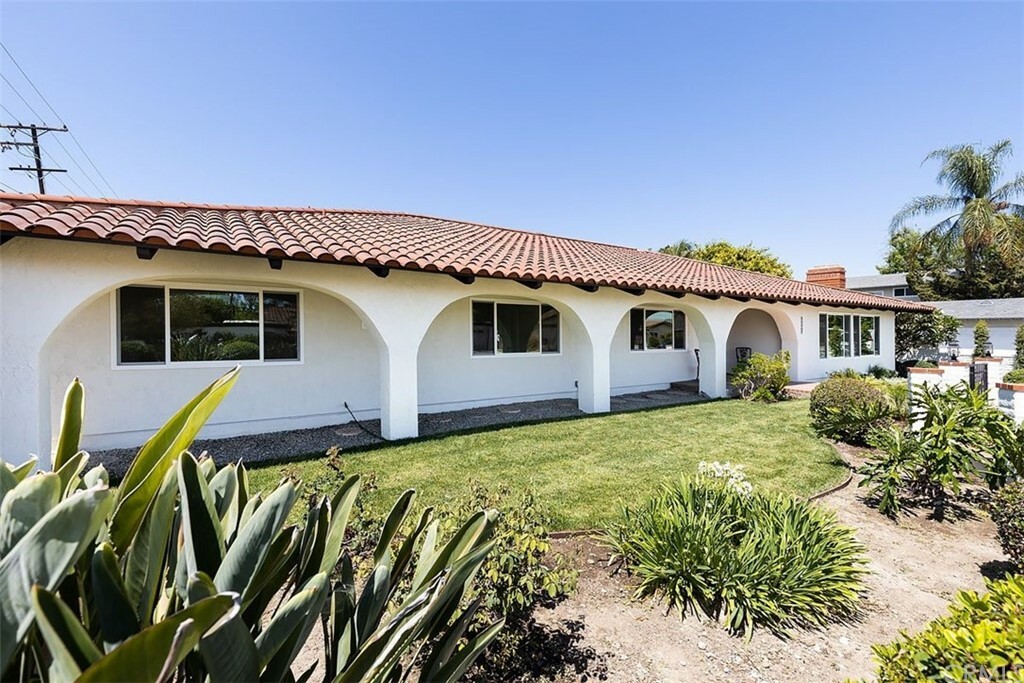 Property Photo:  13791 Carlsbad Drive  CA 92705 