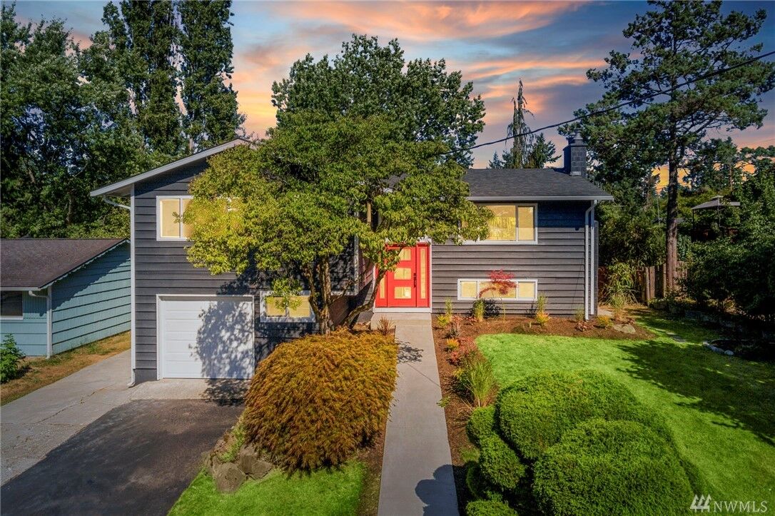 Property Photo: 22703 39th Ave W WA 98043