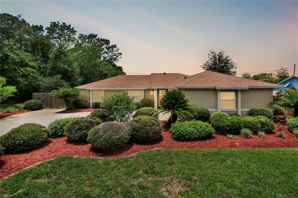 Property Photo: 630 Rookery Avenue FL 32738