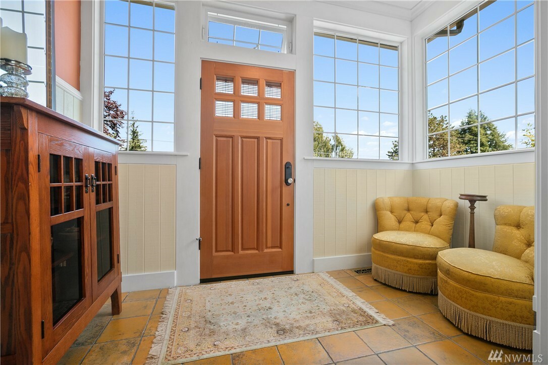 Property Photo: 2701 Sylvan St WA 98226