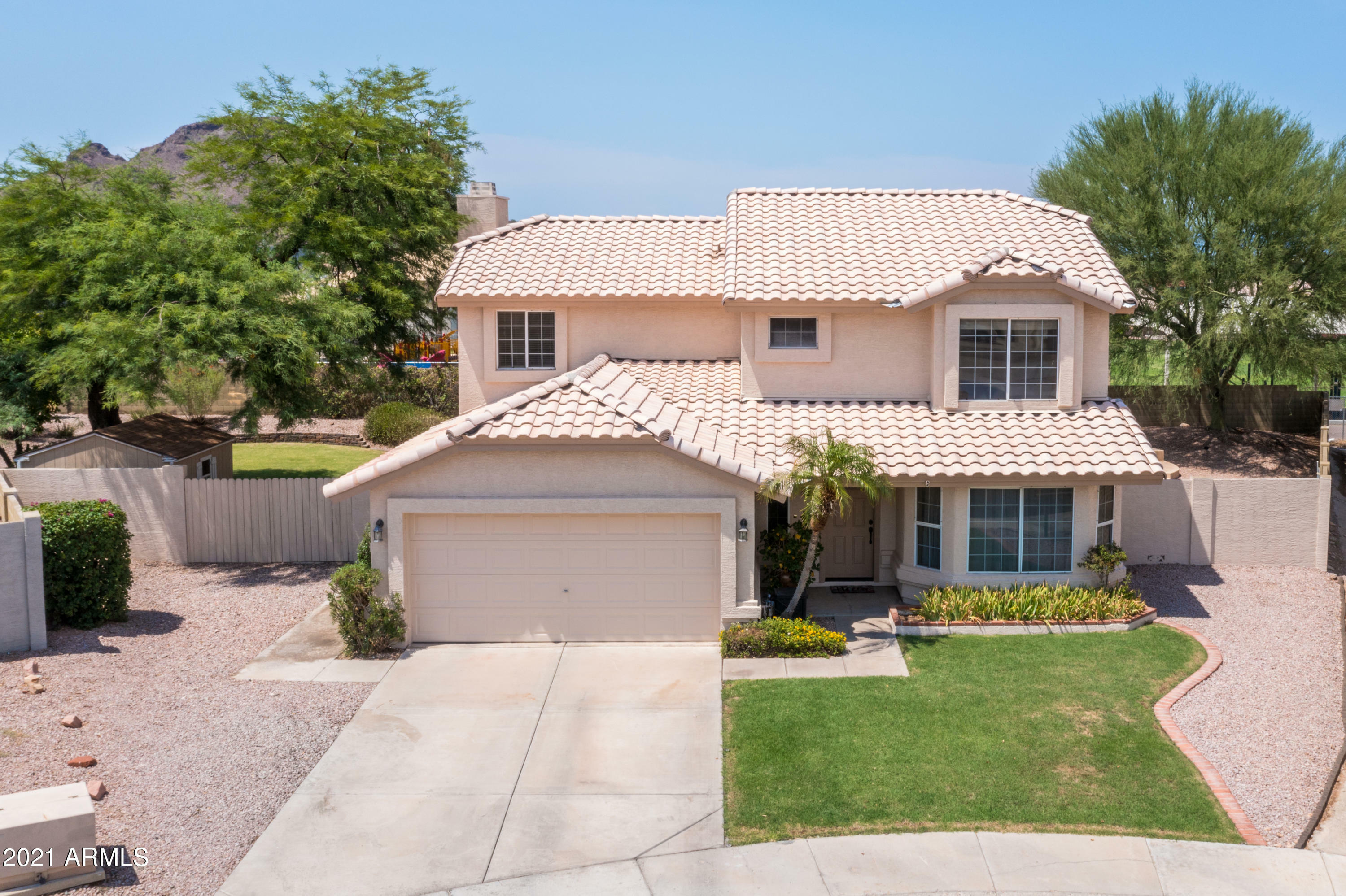 Property Photo: 13620 N 19th Place AZ 85022