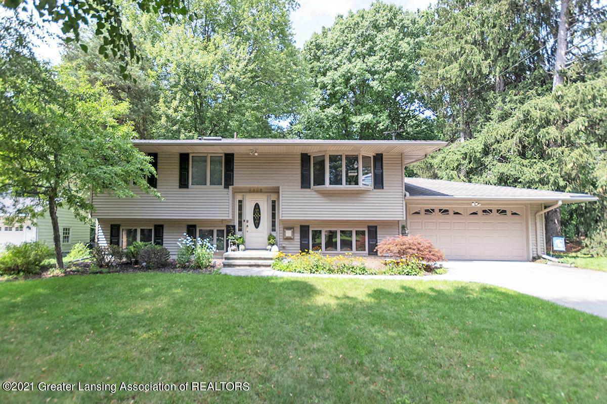 Property Photo:  2686 Blue Haven Court  MI 48823 