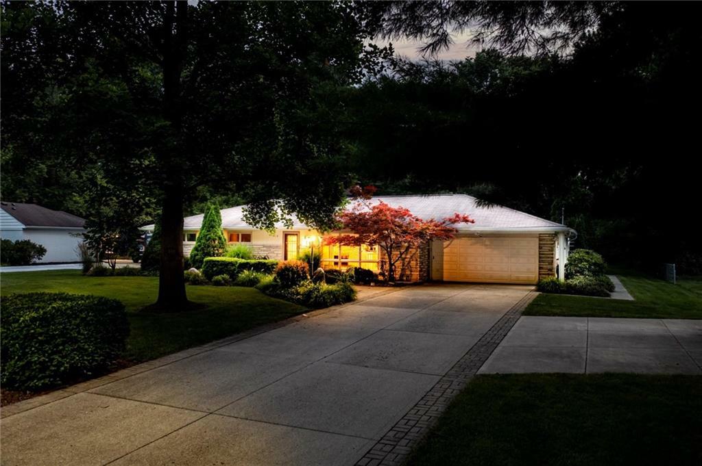 7914 Meadowbrook Drive  Indianapolis IN 46240 photo