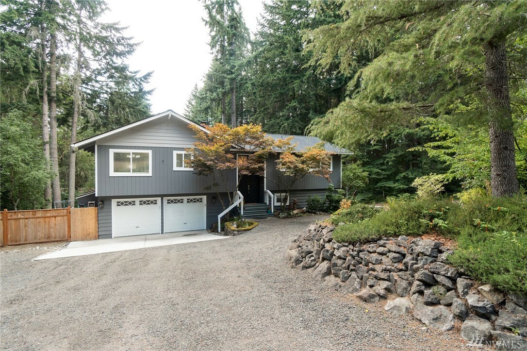 Property Photo:  16695 Seminole Rd NE  WA 98370 