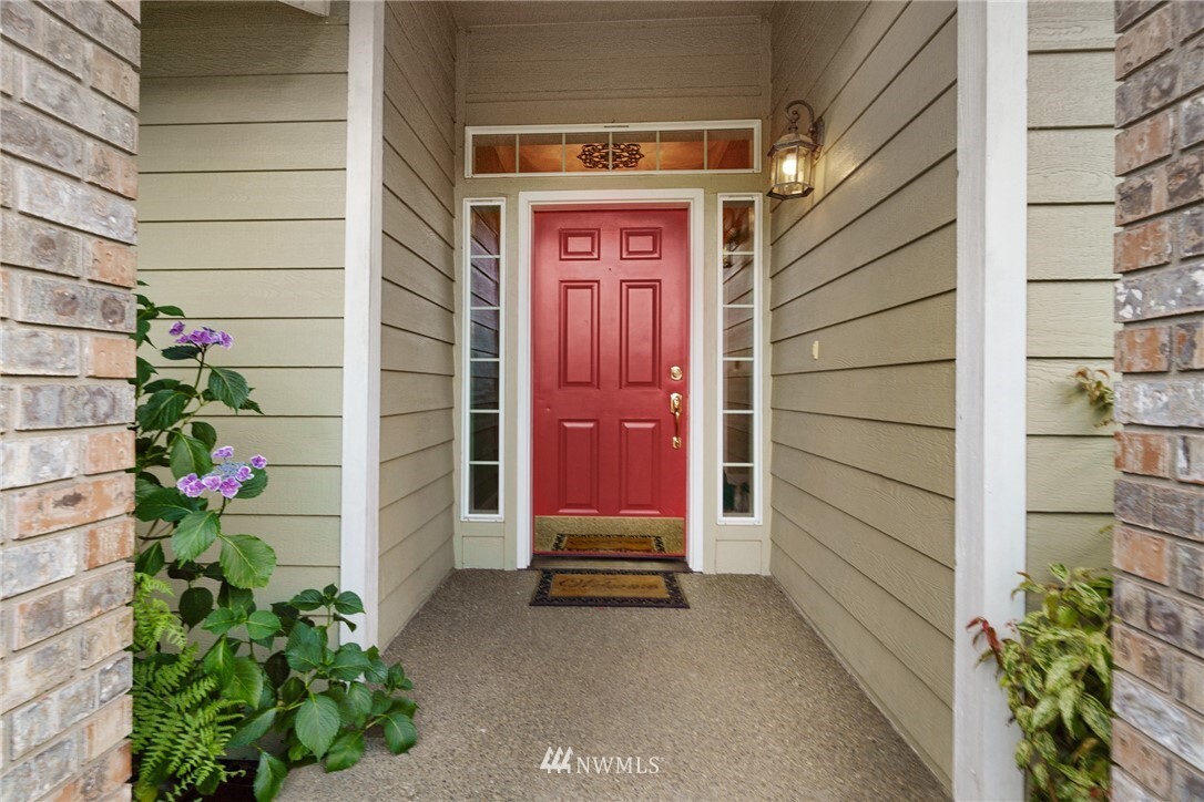 Property Photo:  12608  117th Street Ct E  WA 98374 