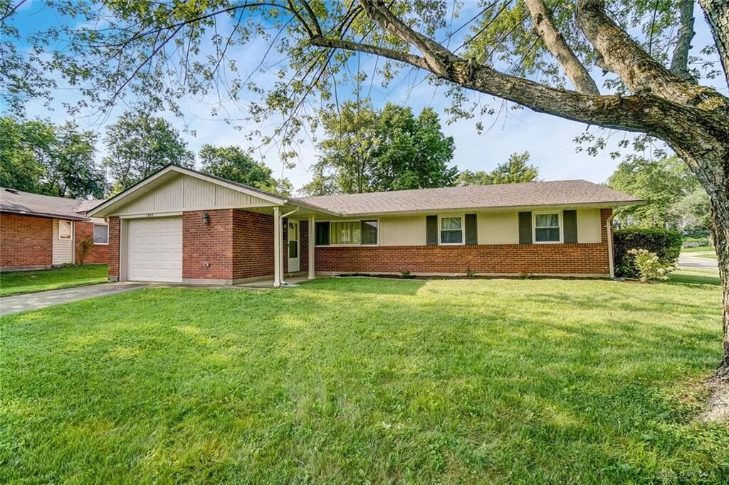 Property Photo: 4960 Tilbury Road OH 45424