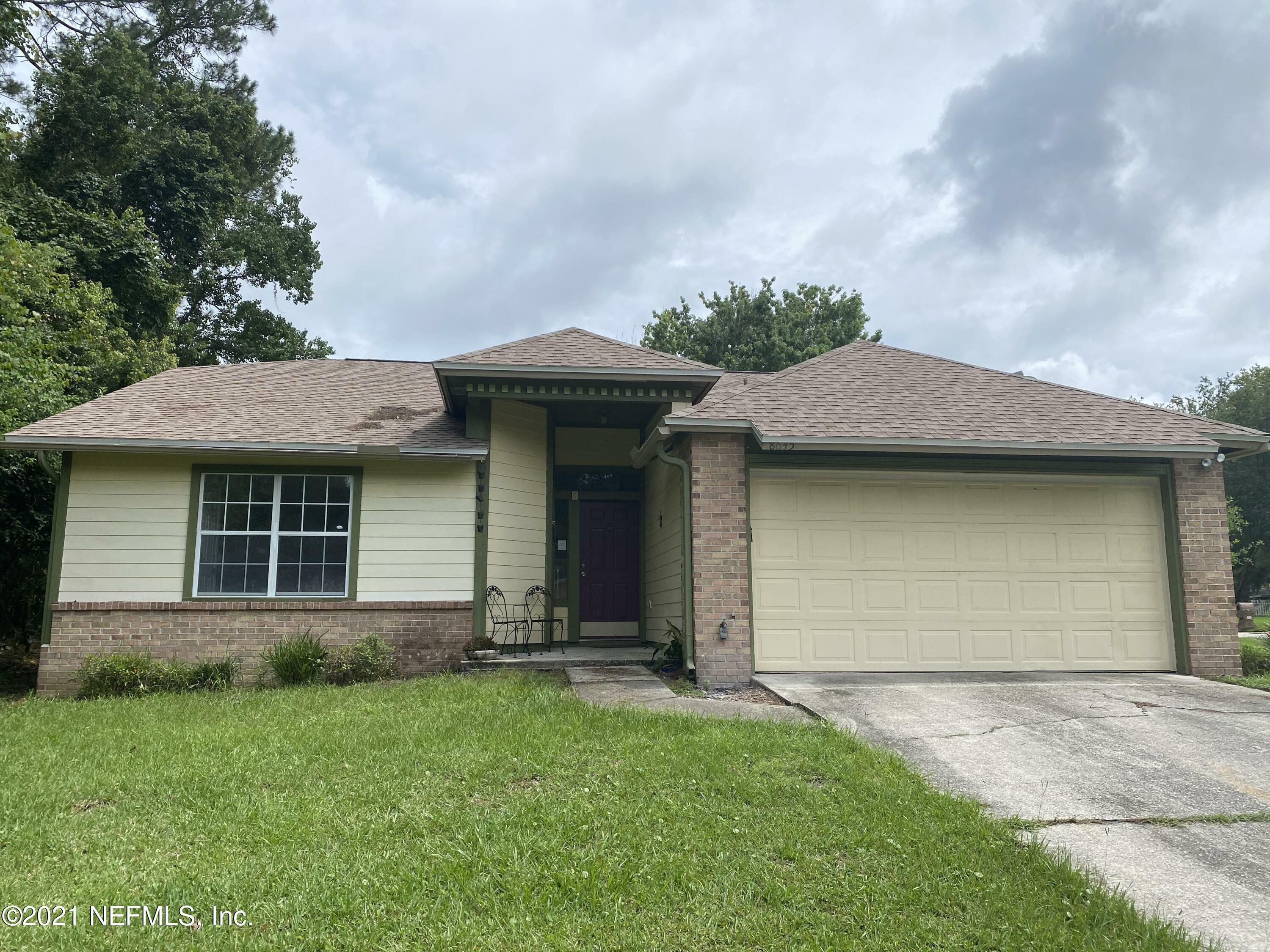 Property Photo:  8645 Hammond Forest Drive  FL 32221 