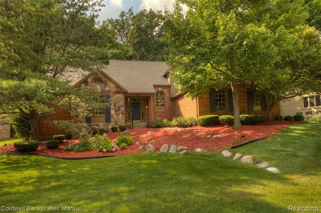 Property Photo:  4433 Wintergreen Drive  MI 48098 