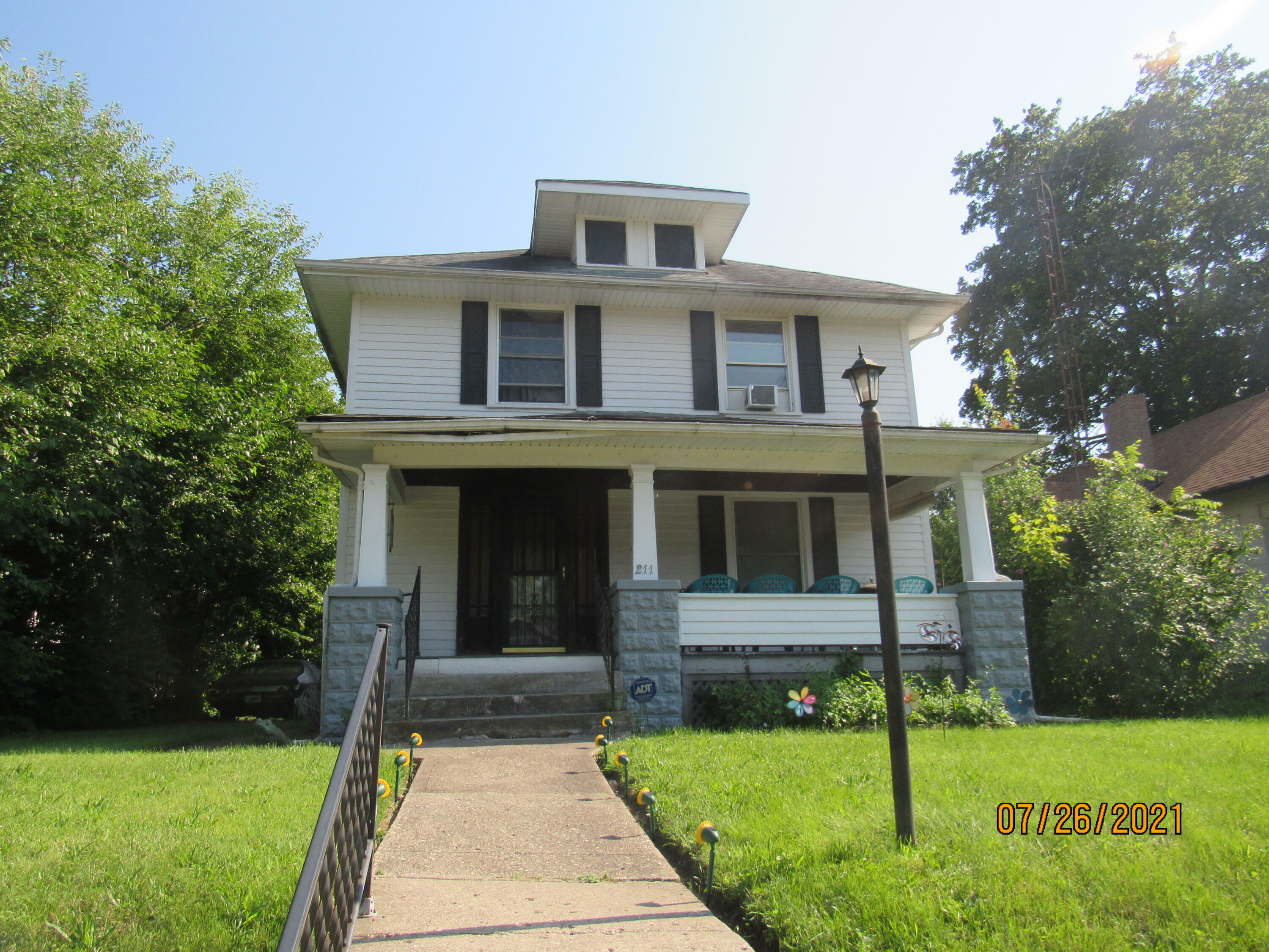 211 W State Street  Springfield OH 45506 photo