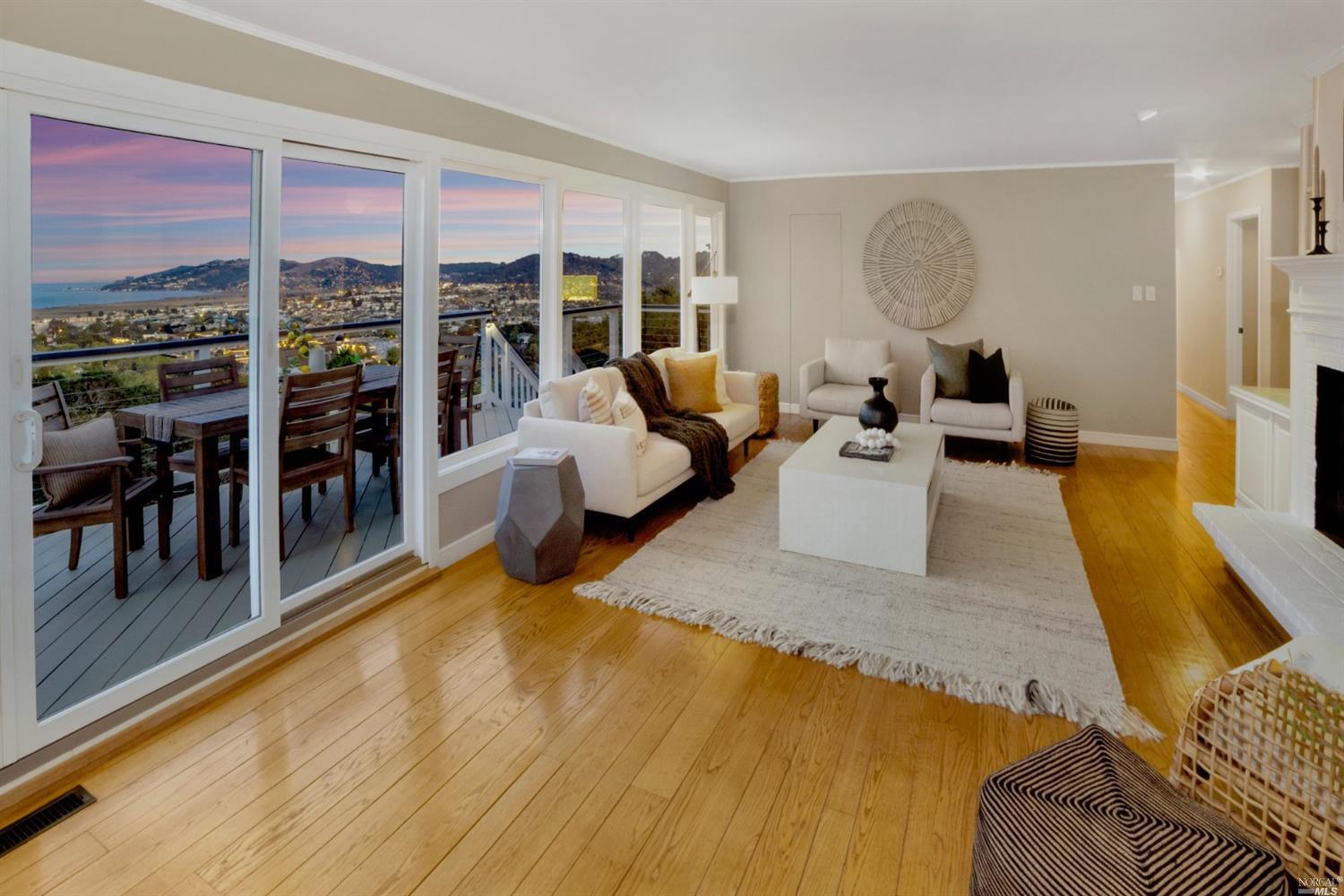 Property Photo:  160 Corte Anita  CA 94904 