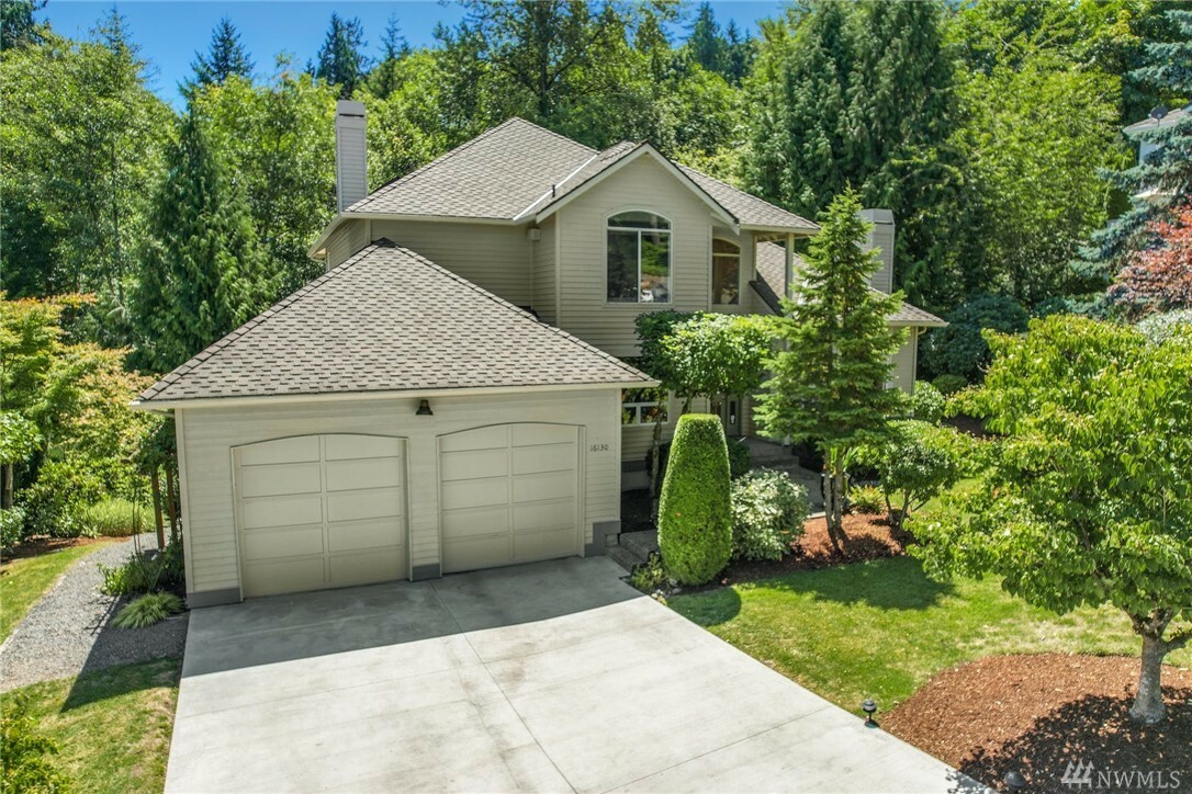 Property Photo:  16130 Valhalla Dr  WA 98011 