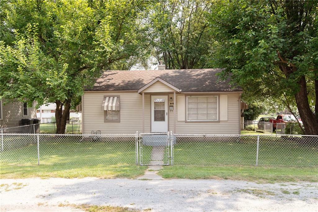 Property Photo:  2403 Fowler Street  IN 46012 