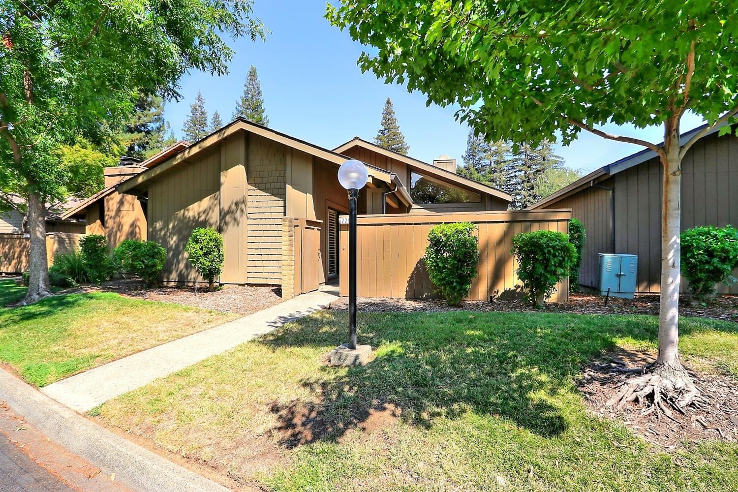 Property Photo:  220 E Ranch Road  CA 95825 
