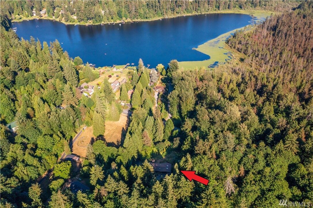 Property Photo: 18415 W Spring Lake Dr SE WA 98058