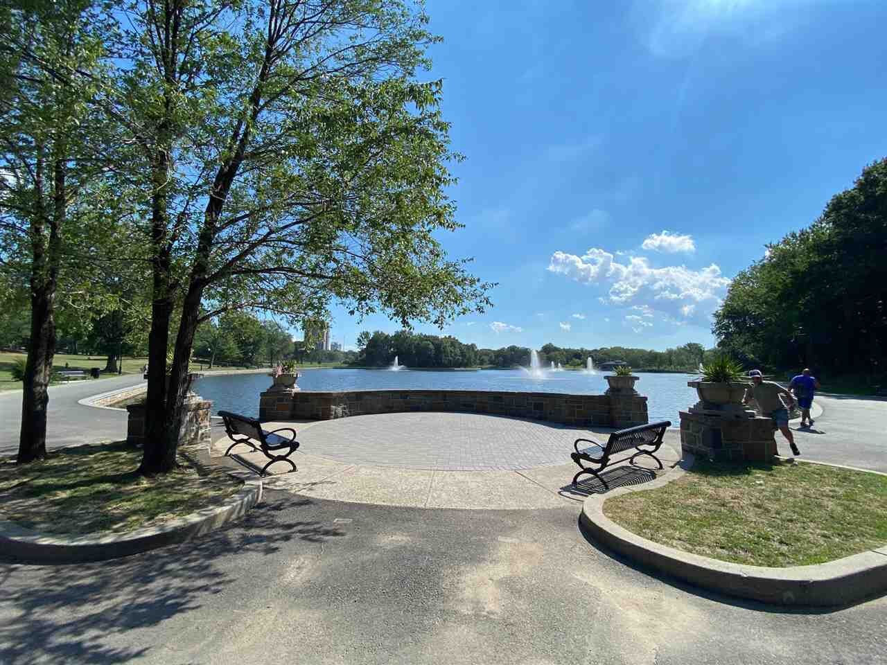 Property Photo: 32 Woodcliff Ave B5 NJ 07047-0200