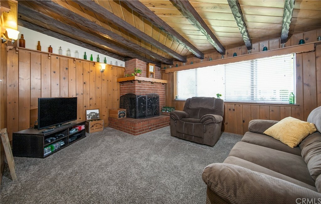 Property Photo:  464 Myrtlewood Drive  CA 92320 