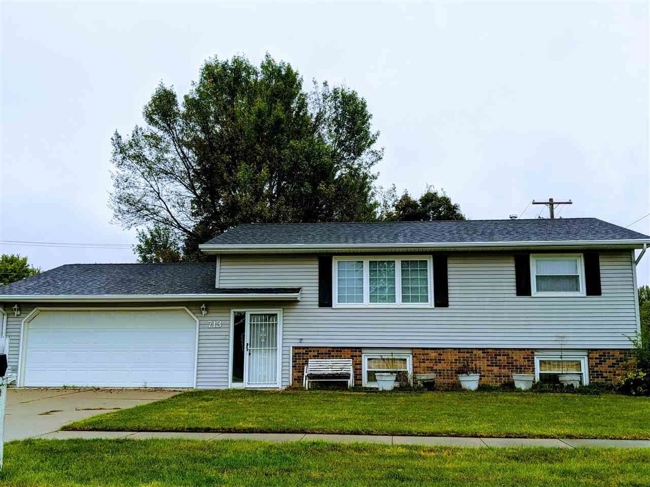 Property Photo:  713 E Bluff Ave  NE 68701 