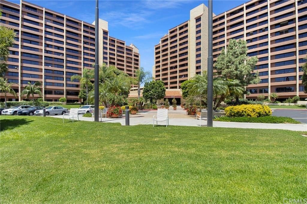 24055 Paseo Del Lago 812  Laguna Woods CA 92637 photo