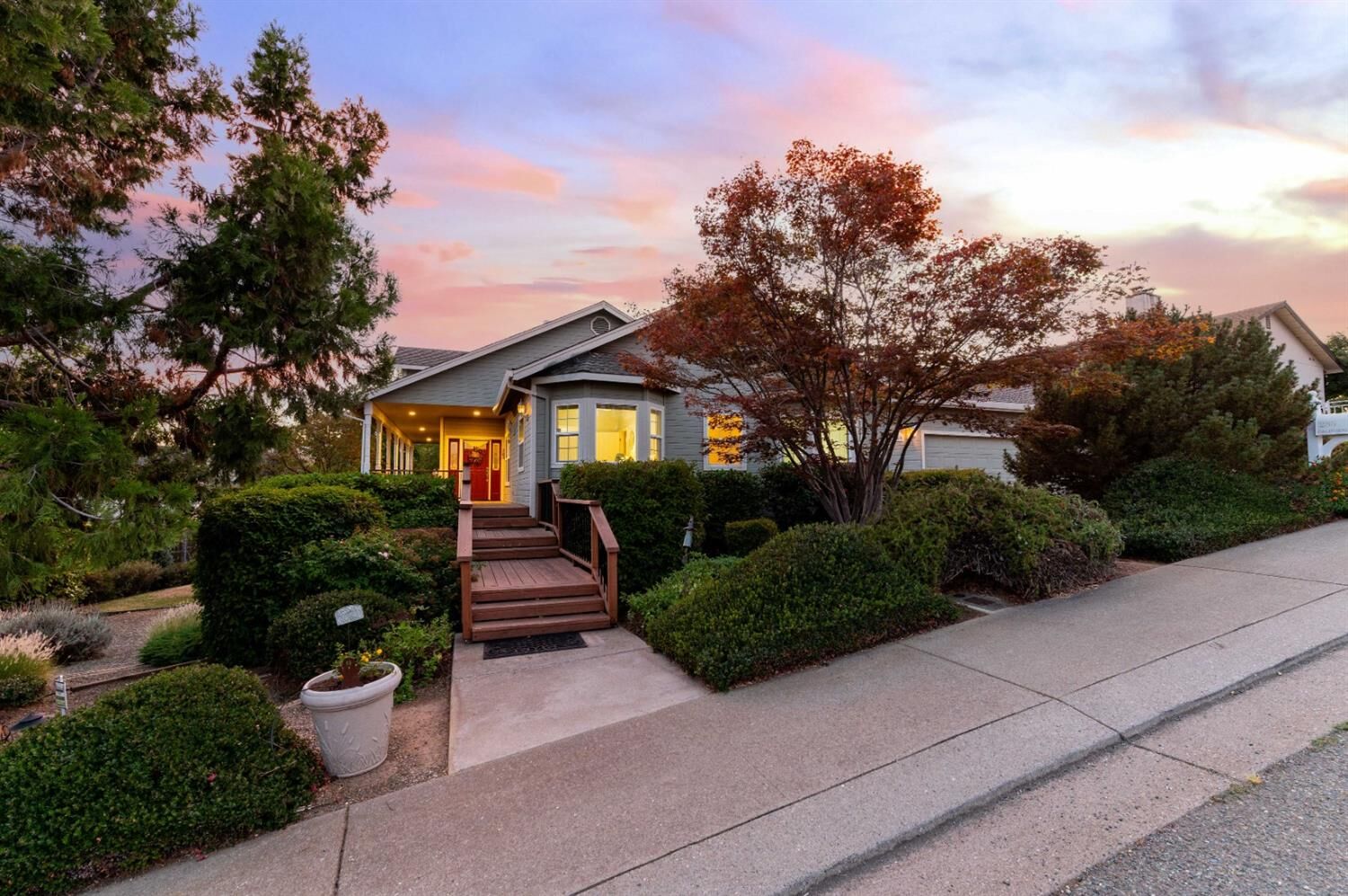 Property Photo: 285 California Drive CA 95685