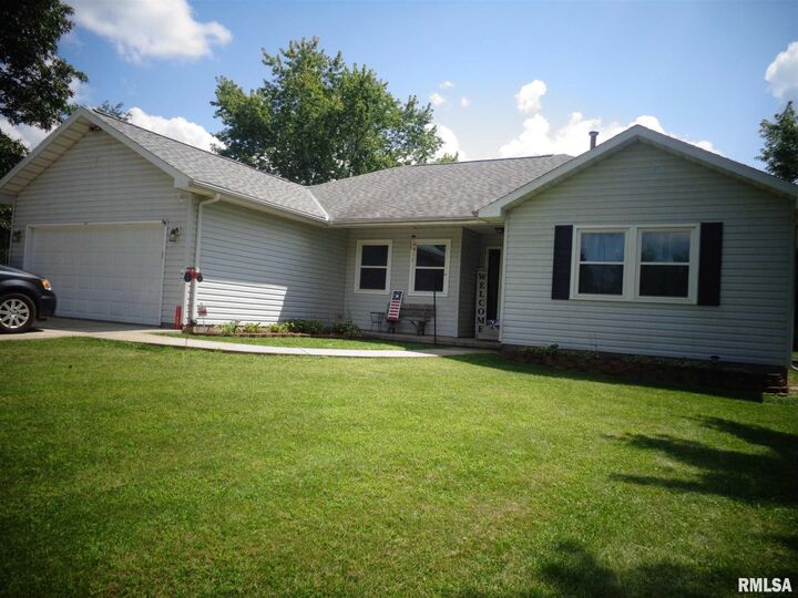 11801 N Evans Mill  Princeville IL 61559 photo