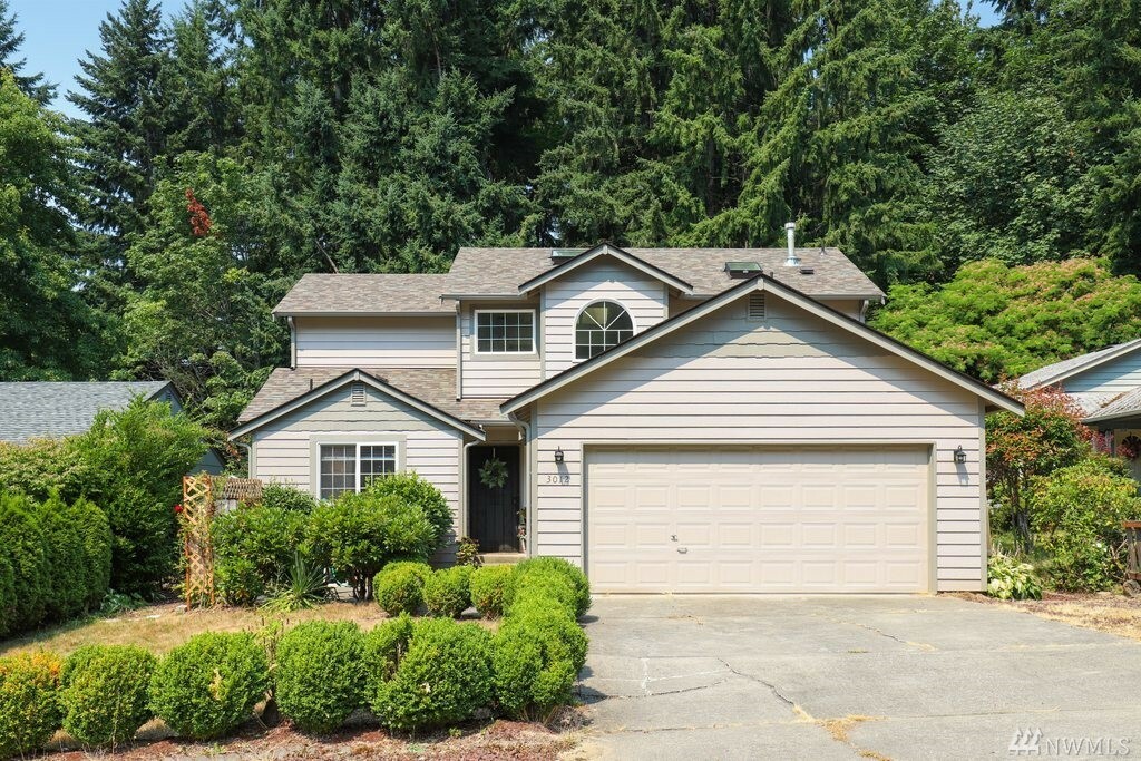 Property Photo:  3012 Applehill Ct NE  WA 98506 