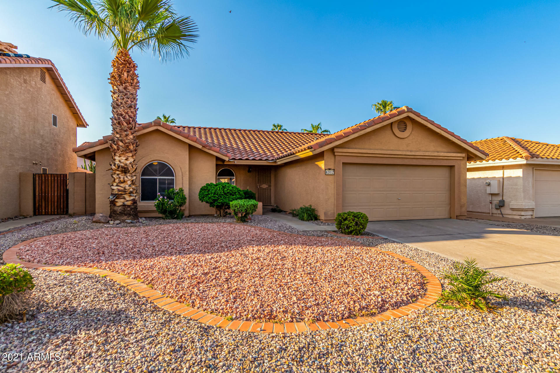 Property Photo:  4302 E Tanglewood Drive  AZ 85048 