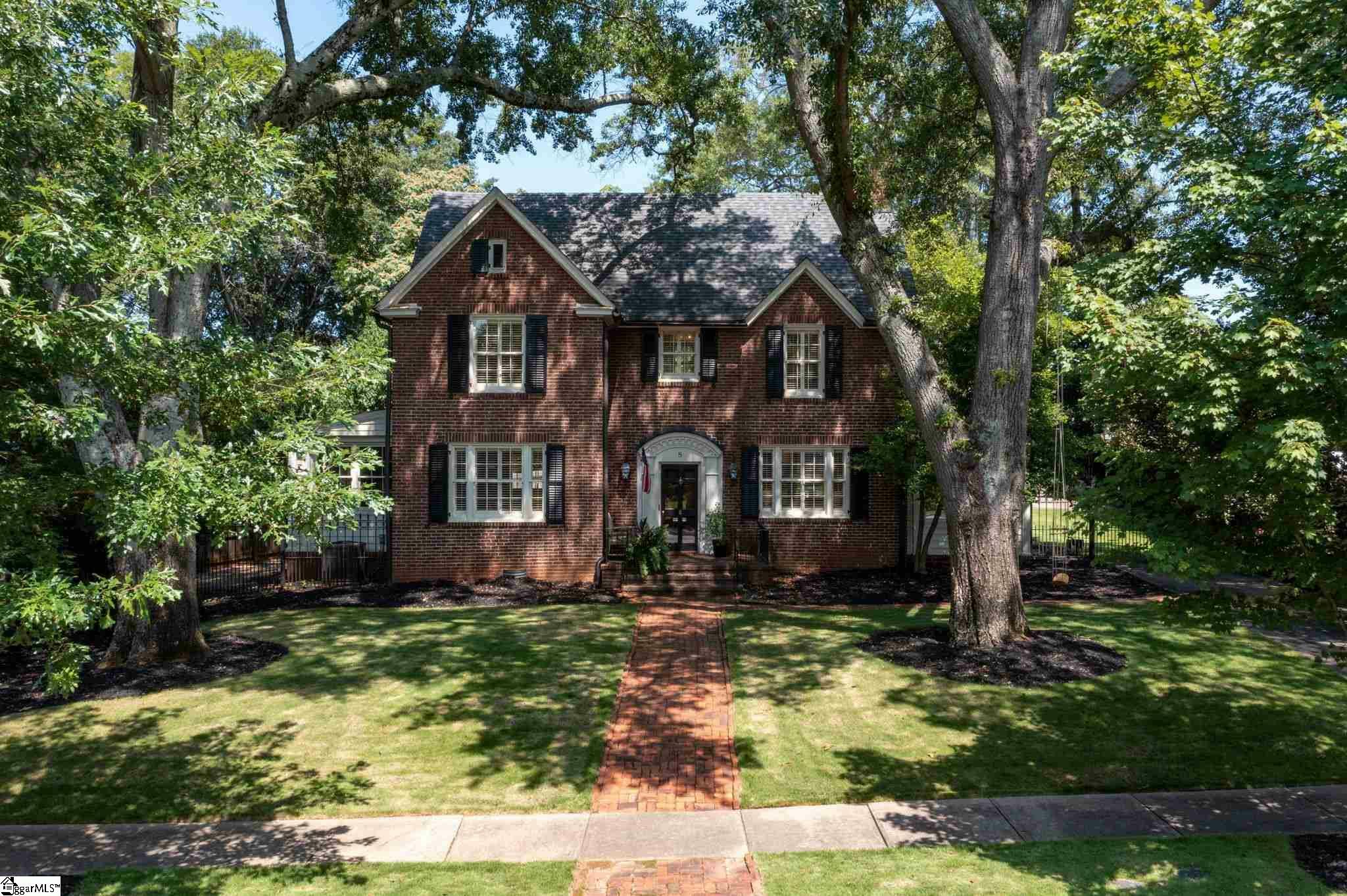 Property Photo:  8 W Prentiss Avenue  SC 29605 