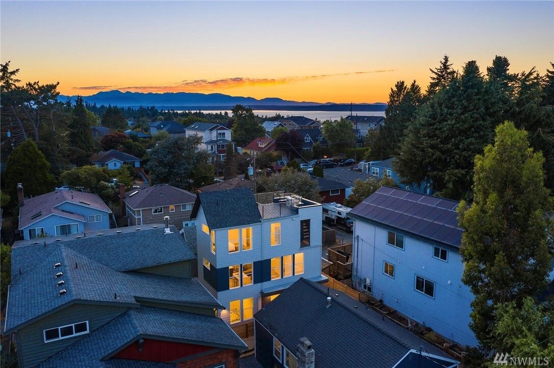 Property Photo:  8517 18th Ave NW A  WA 98117 