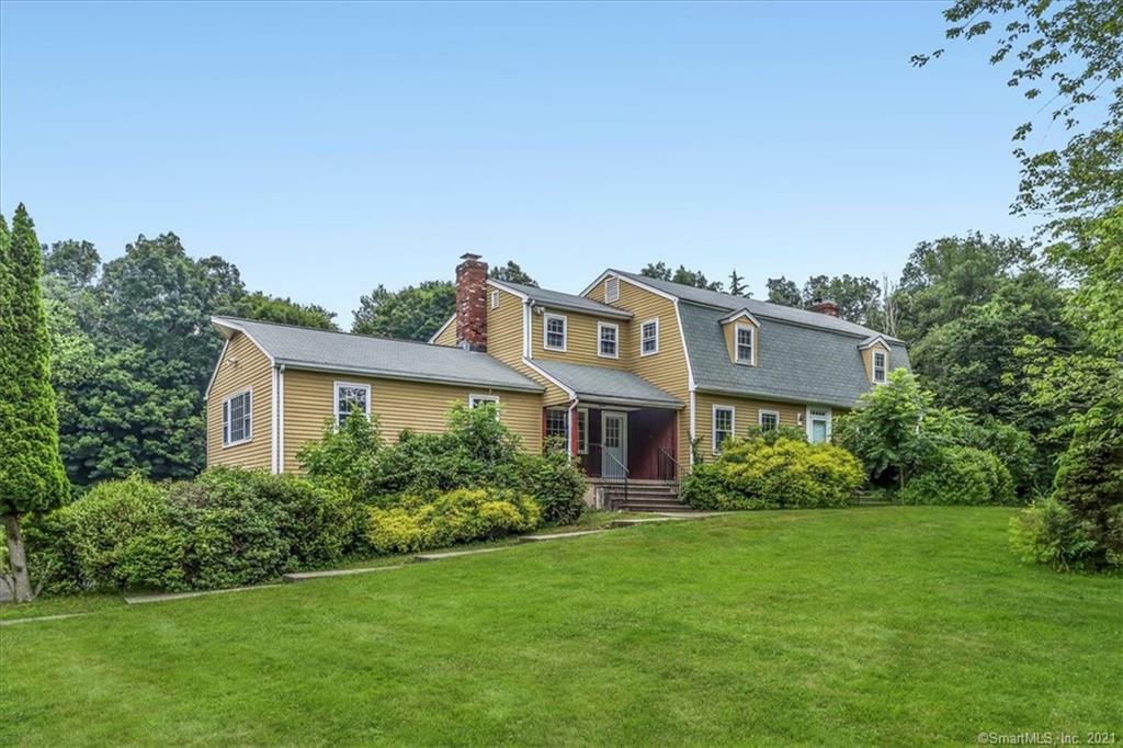 Property Photo:  9 Great Hill Road  CT 06470 