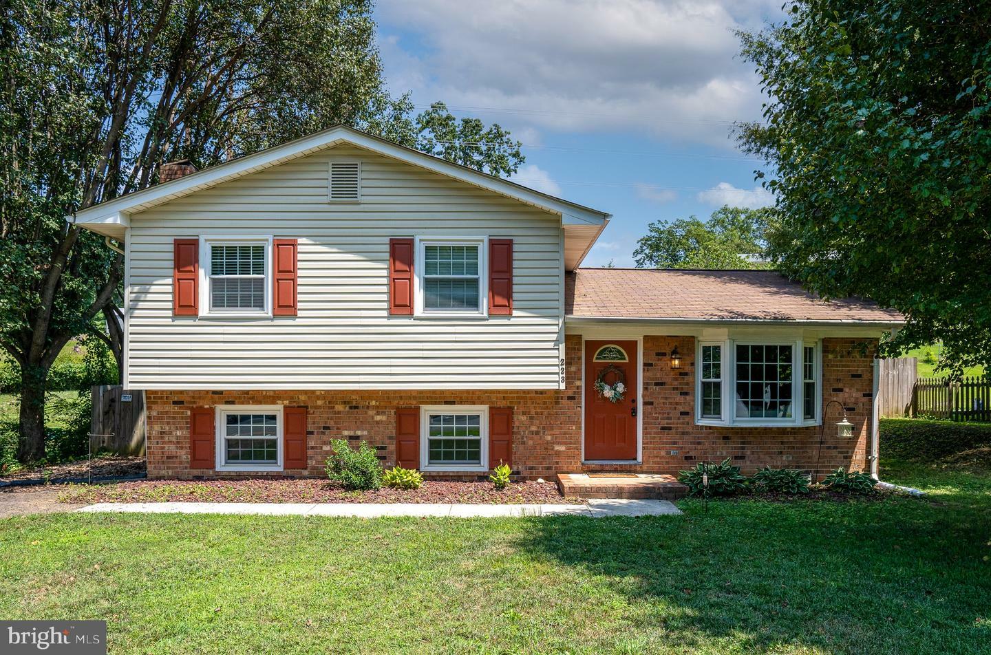 Property Photo:  223 Morningside Drive  VA 22401 