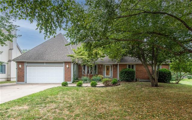 Property Photo: 14604 S Village Drive KS 66062