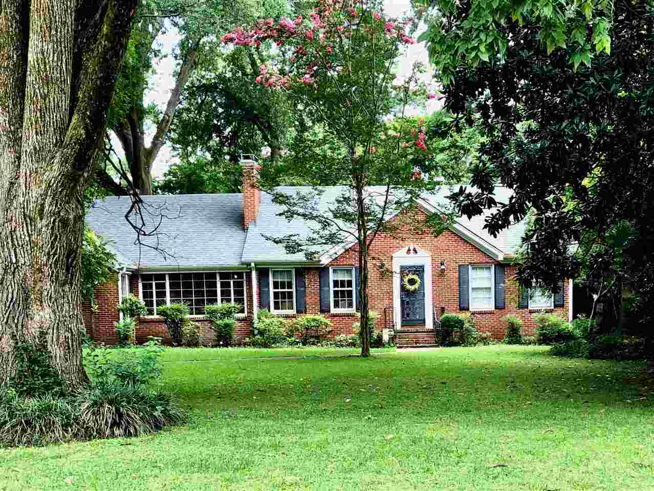 Property Photo:  4709 Barfield Rd  TN 38117 