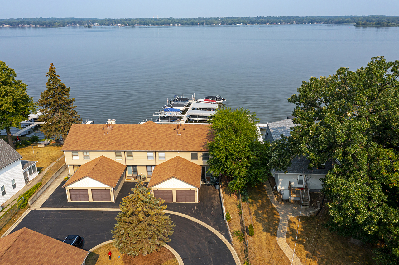 Property Photo: 150 Eagle Point Road IL 60020