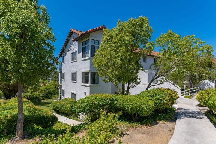 Property Photo:  16464 Avenida Venusto C  CA 92128 