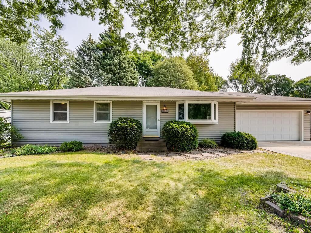 Property Photo: 10241 Xerxes Avenue S MN 55431