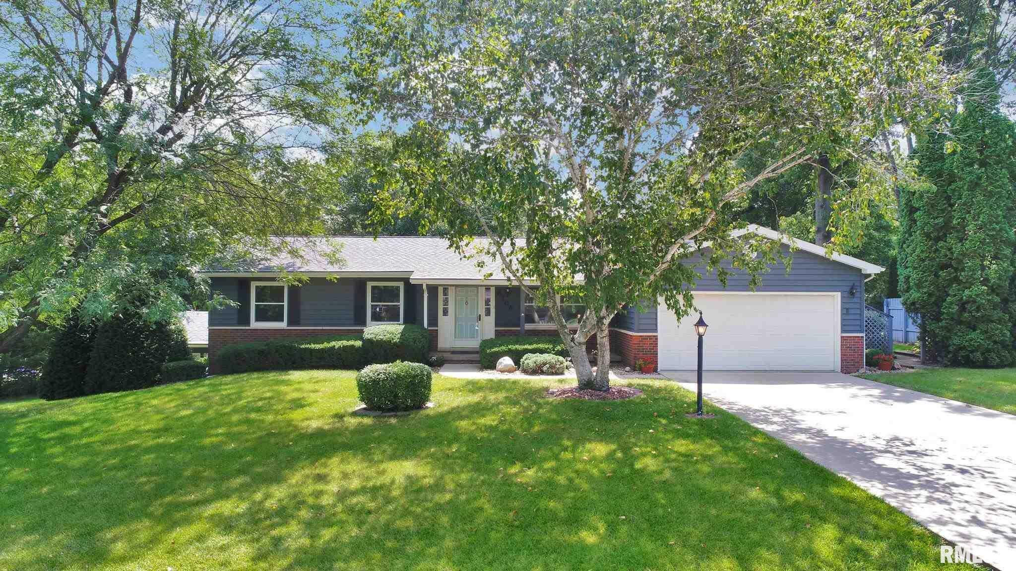 Property Photo:  8106 N Blackbridge  IL 61528 