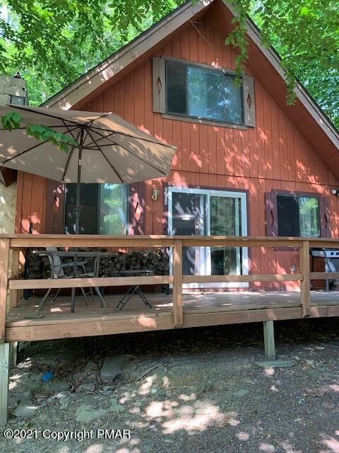 Property Photo: 7426 Tamara Lane PA 18466