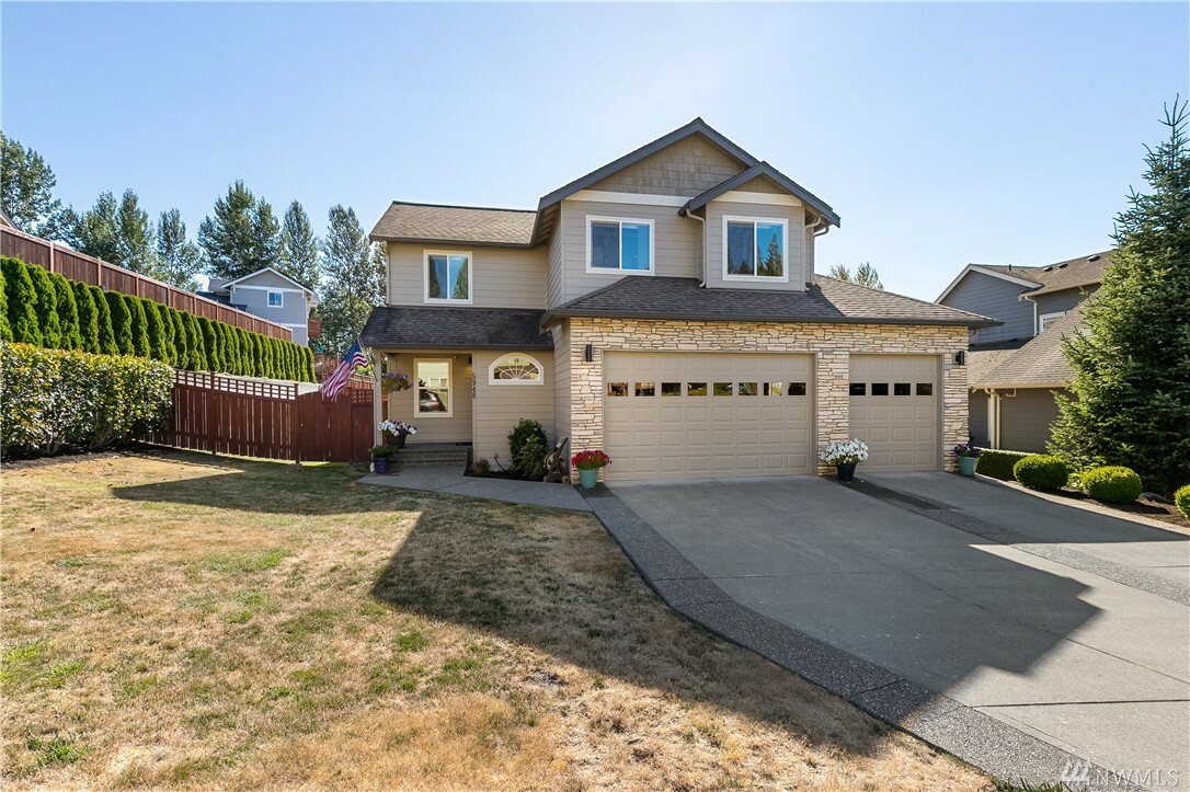 Property Photo:  5948 Shannon Ave  WA 98248 