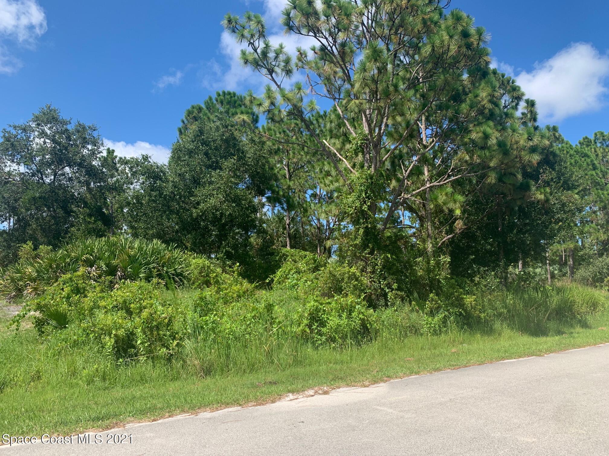 Property Photo:  801 Beach Street SW  FL 32908 