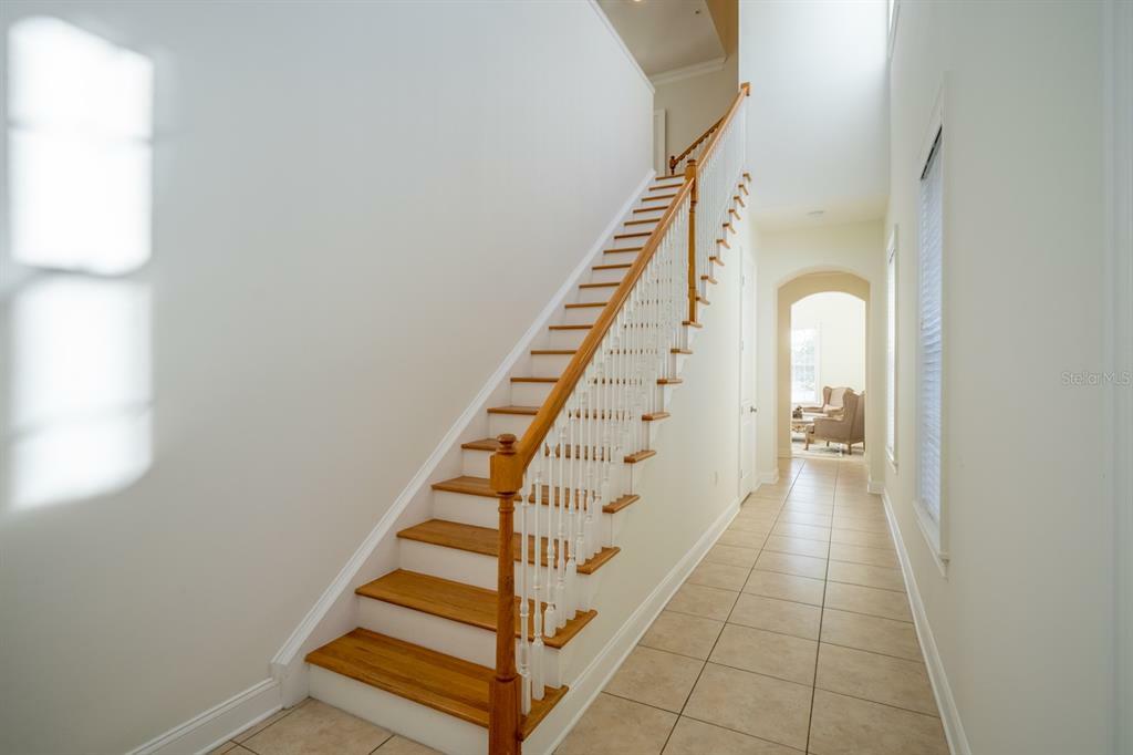 Property Photo:  400 Newbury Place N  FL 33716 