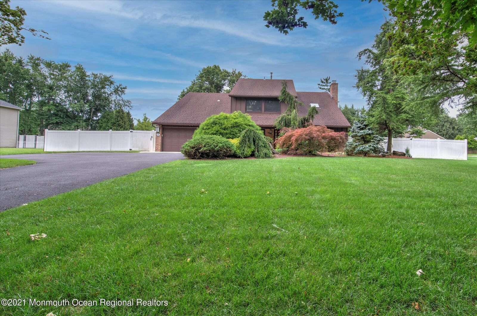 Property Photo:  12 Ethan Allen Road  NJ 07728 