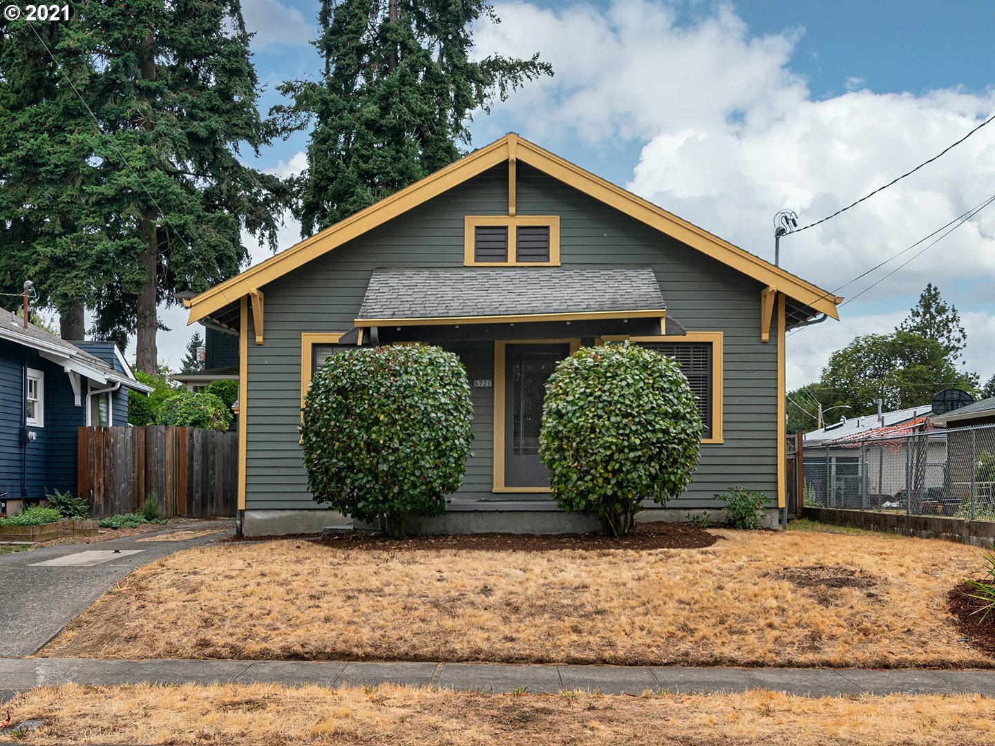 Property Photo: 6721 N Kerby Ave OR 97217