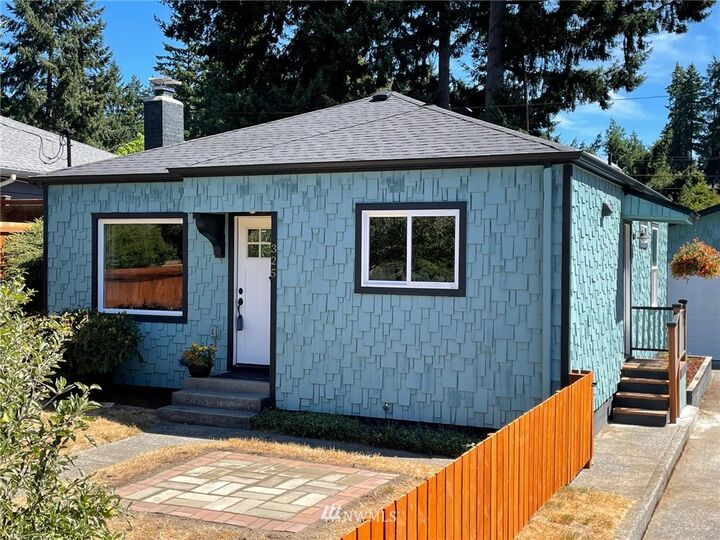 325 Berkeley Avenue  Fircrest WA 98466 photo