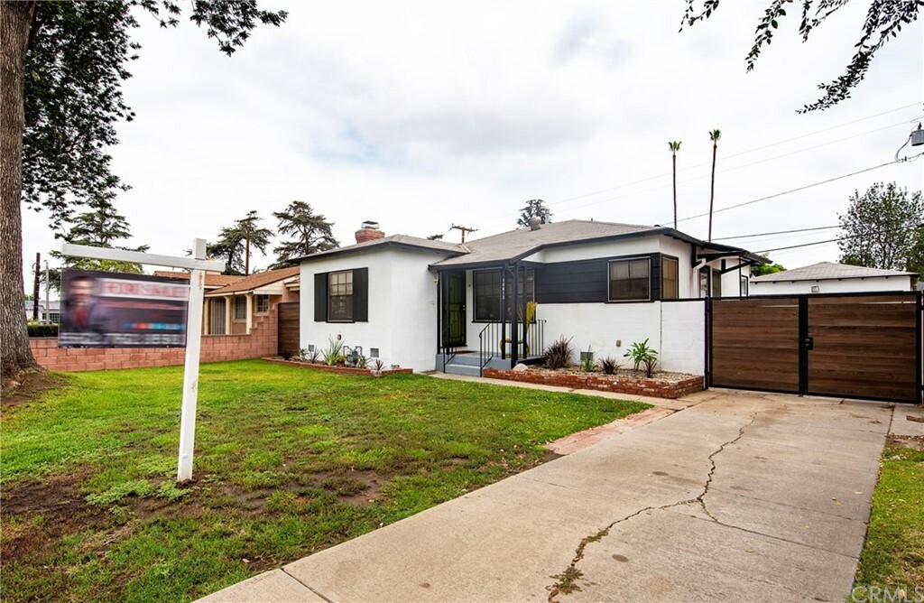 Property Photo:  10813 Dorland Drive  CA 90606 