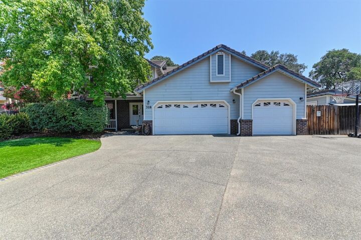 318 Ironwood Circle  Roseville CA 95678 photo