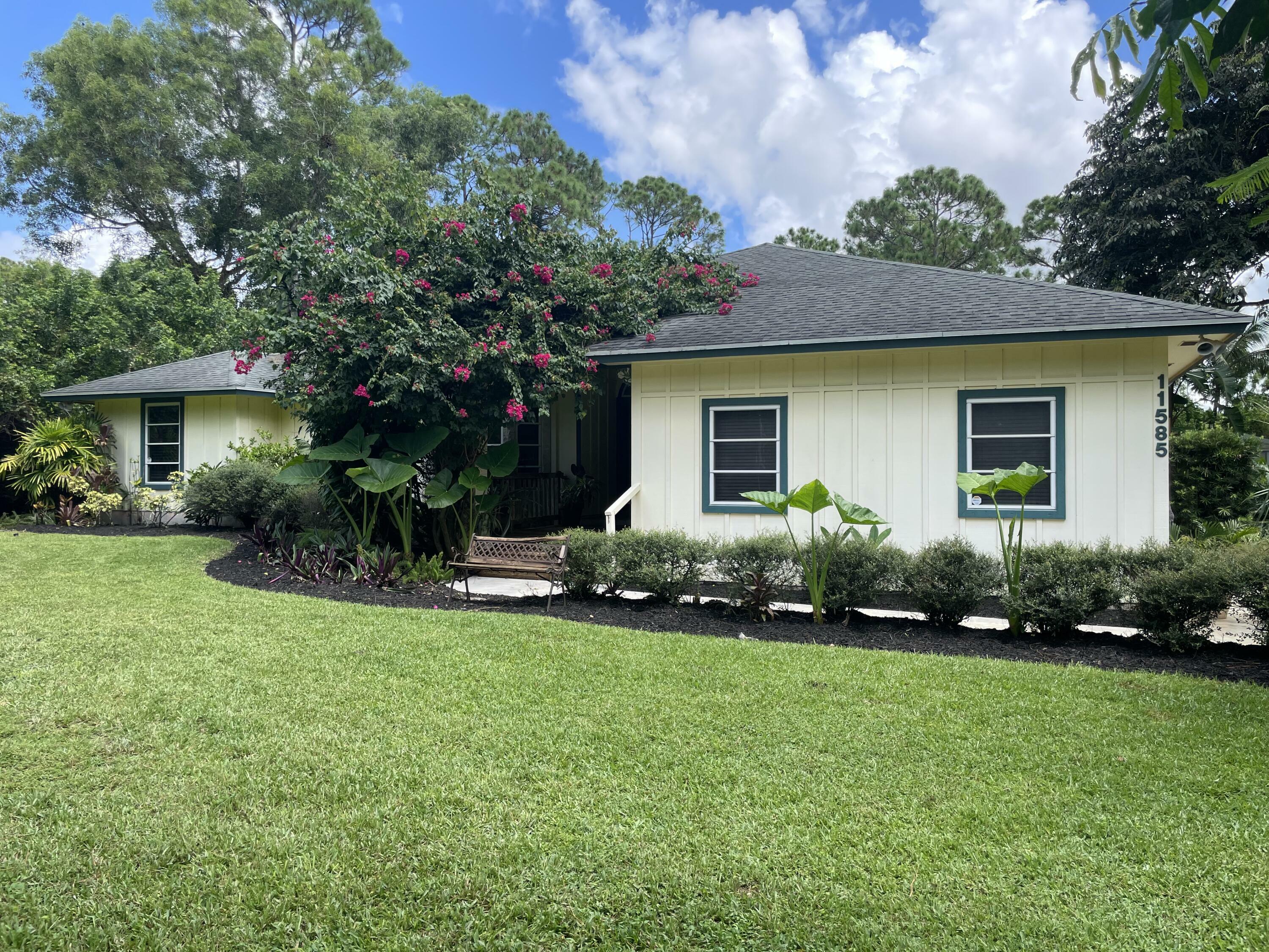 Property Photo:  11585 162nd Place N  FL 33478 