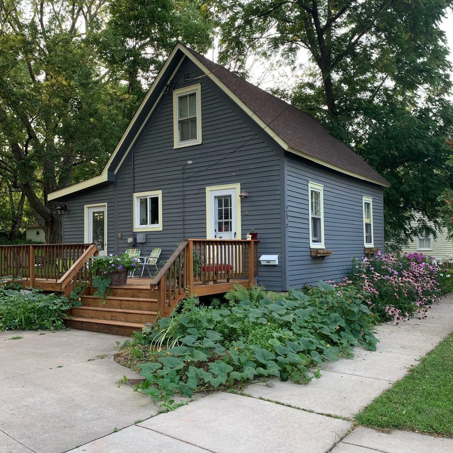 Property Photo:  215 Linden Street N  MN 55057 